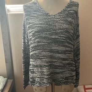 Eileen Fisher knit sweater ps
